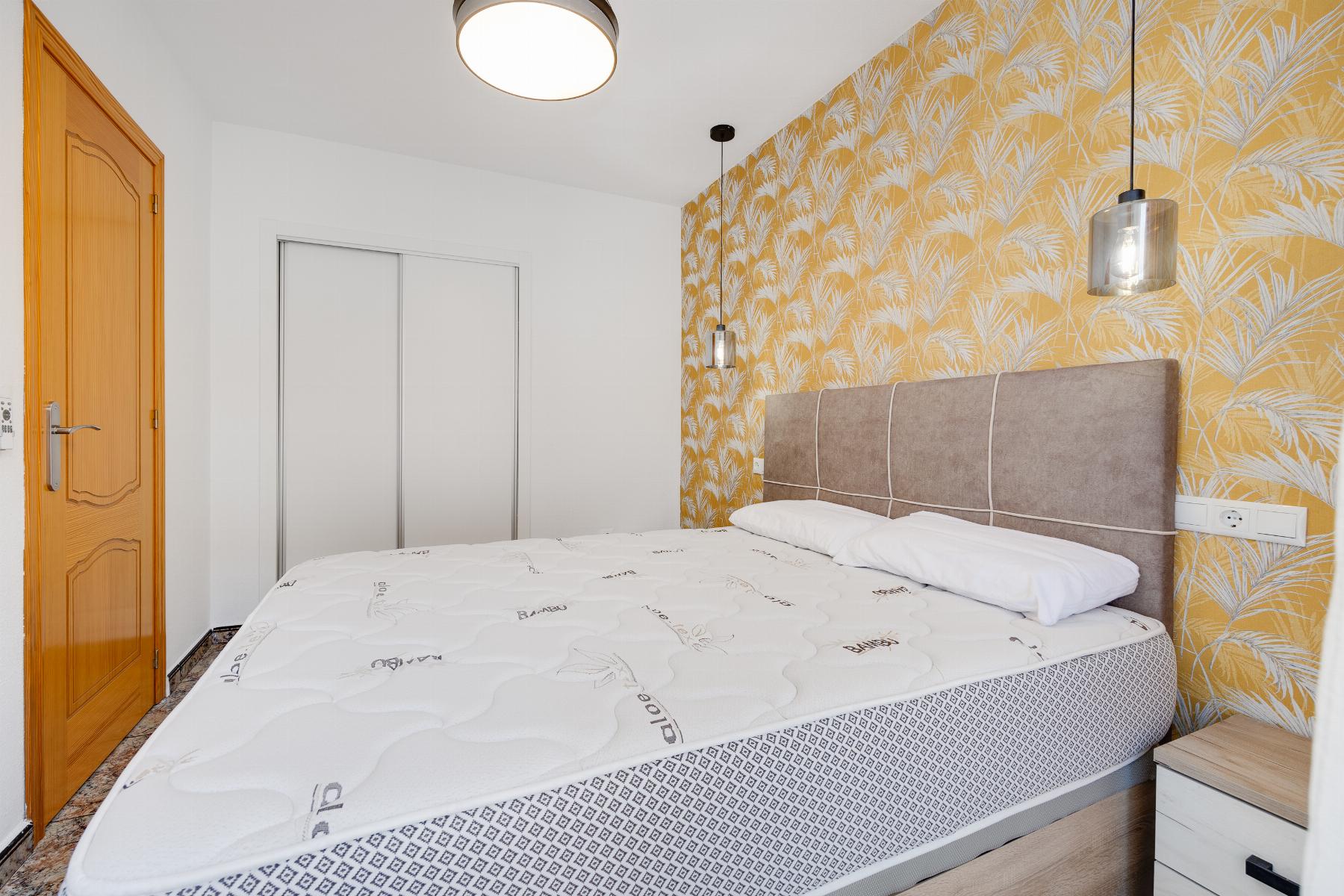 Resale - 3 Bedroom 2 Bathroom Apartamento in Torrevieja - PLAYA NAUFRAGOS - Alicante Resale - 3 Bedroom 2 Bathroom Apartamento in Torrevieja - PLAYA NAUFRAGOS - Alicante