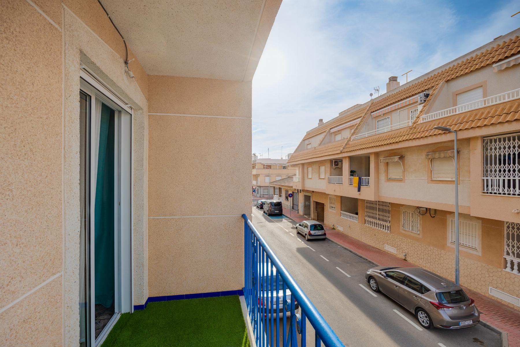 Resale - 3 Bedroom 2 Bathroom Apartamento in Torrevieja - PLAYA NAUFRAGOS - Alicante Resale - 3 Bedroom 2 Bathroom Apartamento in Torrevieja - PLAYA NAUFRAGOS - Alicante
