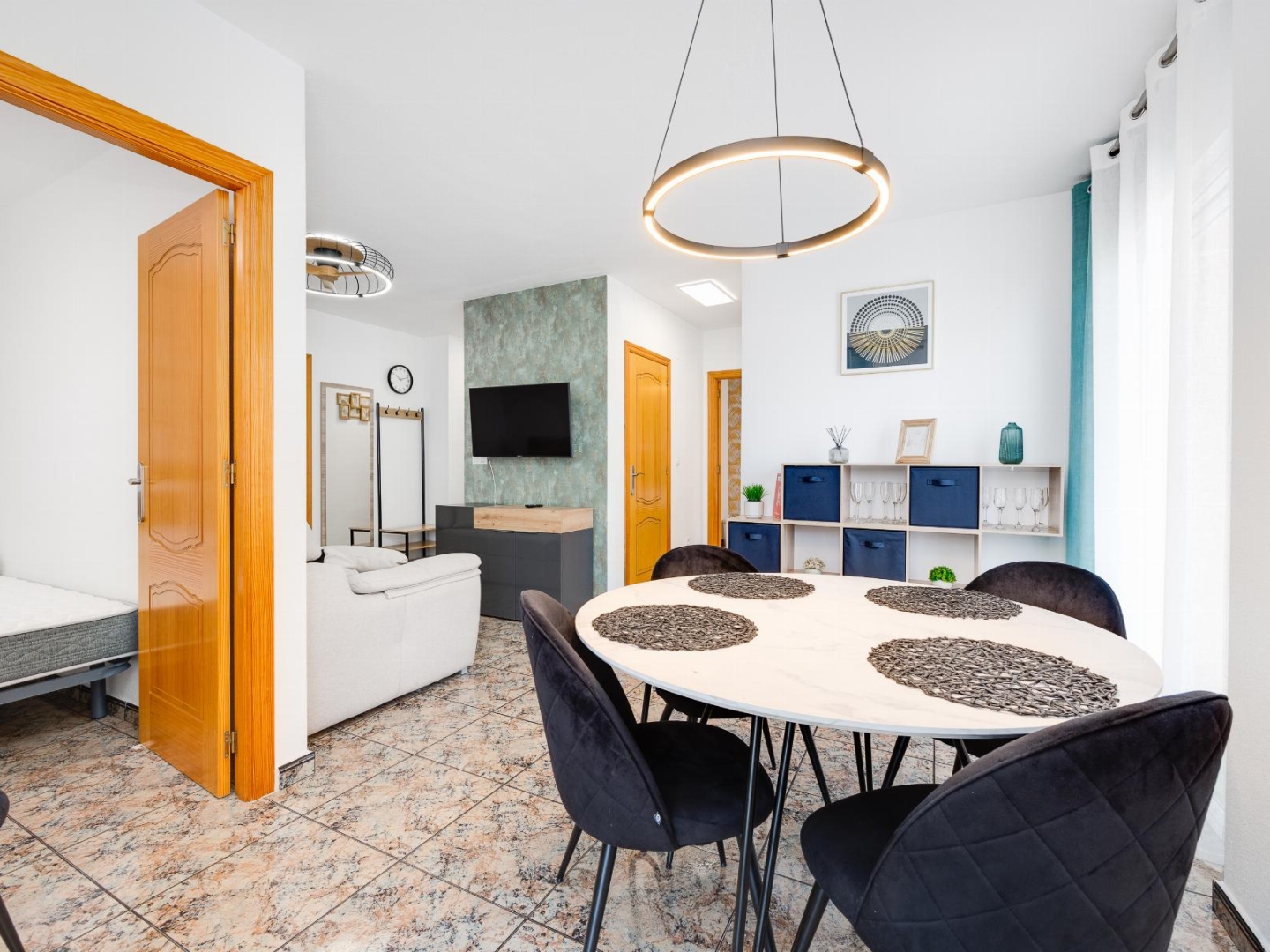3 Bedroom 2 Bathroom Apartamento in Torrevieja