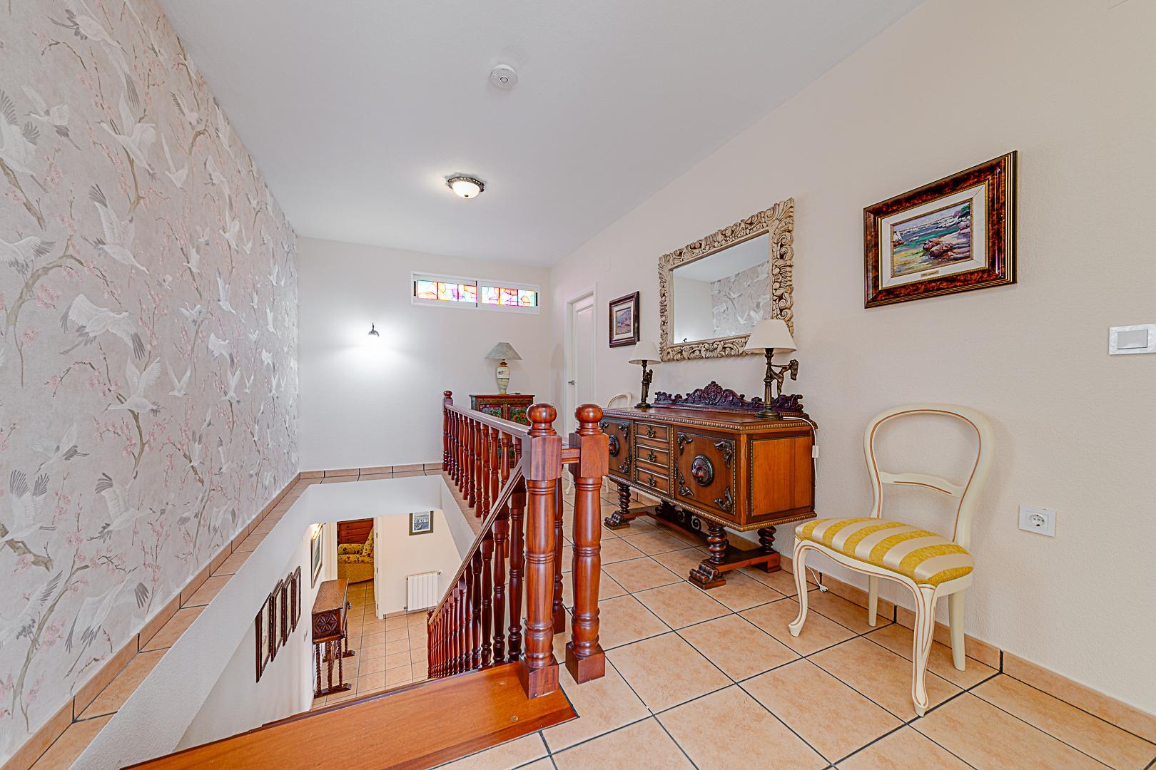 Resale - 5 Bedroom 3 Bathroom Chalet in Torrevieja - La Veleta - Alicante Resale - 5 Bedroom 3 Bathroom Chalet in Torrevieja - La Veleta - Alicante