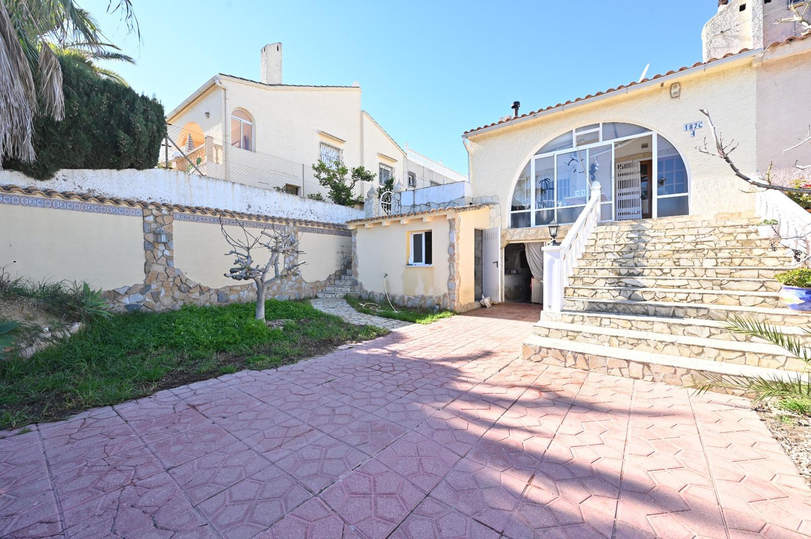 Resale - 2 Bedroom 2 Bathroom Casa in Torrevieja - Los Balcones - Alicante Resale - 2 Bedroom 2 Bathroom Casa in Torrevieja - Los Balcones - Alicante