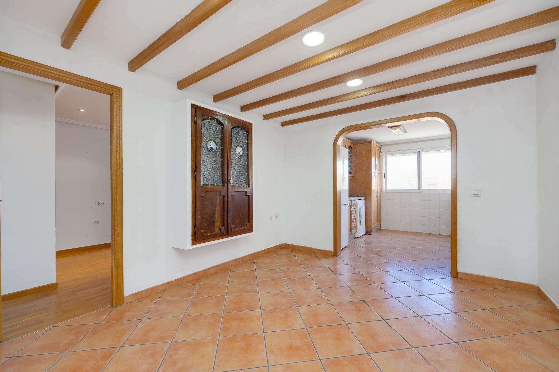 Resale - 3 Bedroom 2 Bathroom Apartamento in Torrevieja - centro - Alicante Resale - 3 Bedroom 2 Bathroom Apartamento in Torrevieja - centro - Alicante