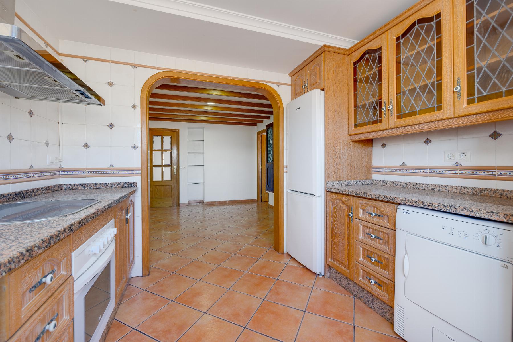 Resale - 3 Bedroom 2 Bathroom Apartamento in Torrevieja - centro - Alicante Resale - 3 Bedroom 2 Bathroom Apartamento in Torrevieja - centro - Alicante