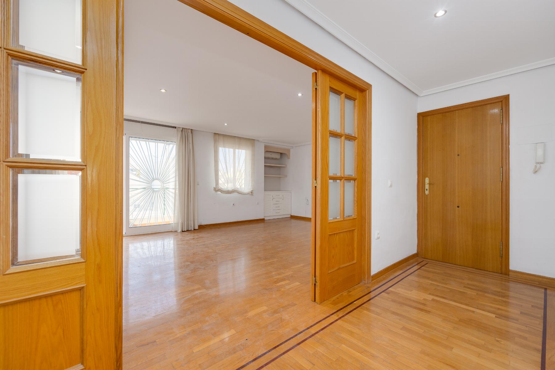 Resale - 3 Bedroom 2 Bathroom Apartamento in Torrevieja - centro - Alicante Resale - 3 Bedroom 2 Bathroom Apartamento in Torrevieja - centro - Alicante