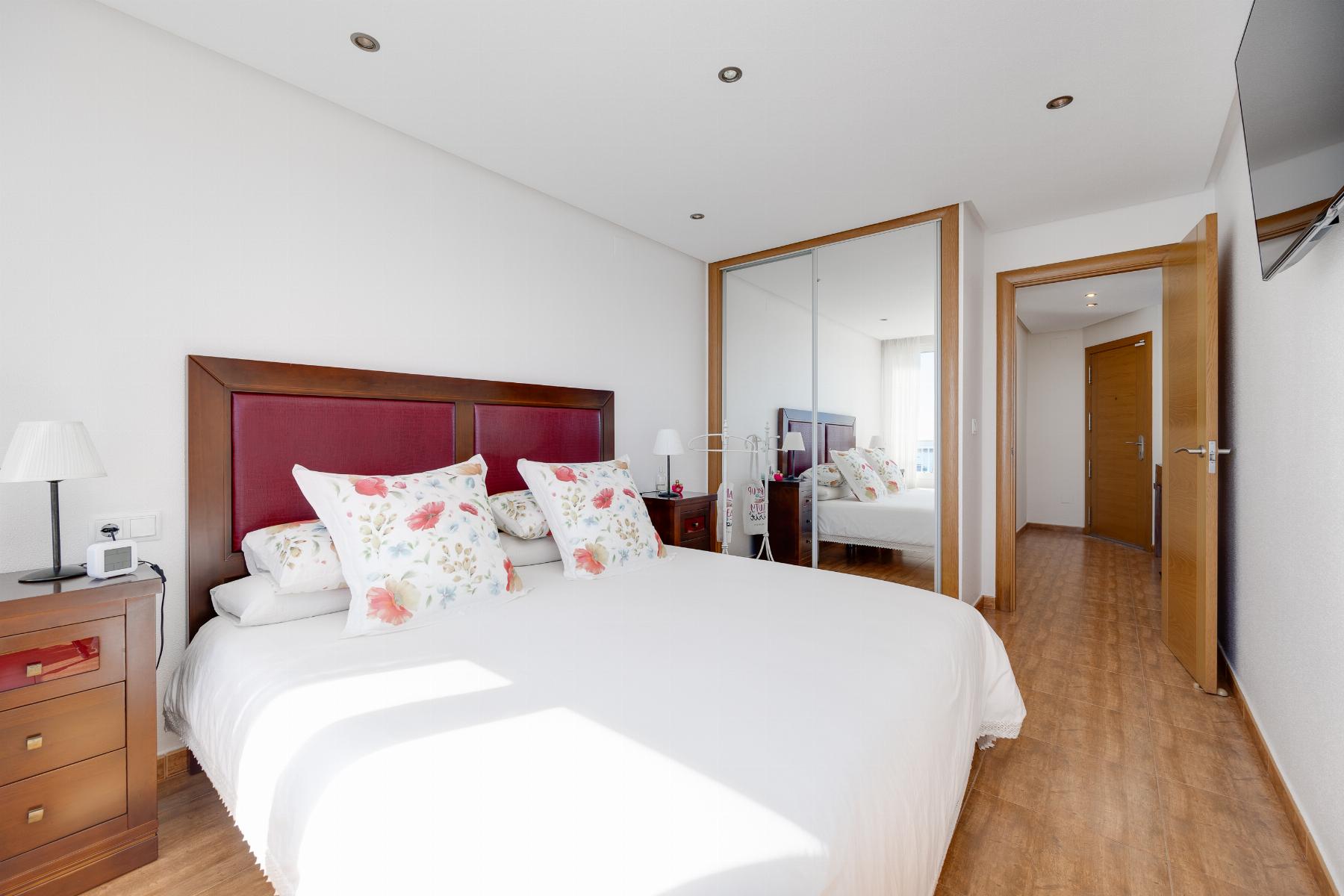 Resale - 3 Bedroom 2 Bathroom Apartamento in Torrevieja - Playa Acequion - Alicante Resale - 3 Bedroom 2 Bathroom Apartamento in Torrevieja - Playa Acequion - Alicante