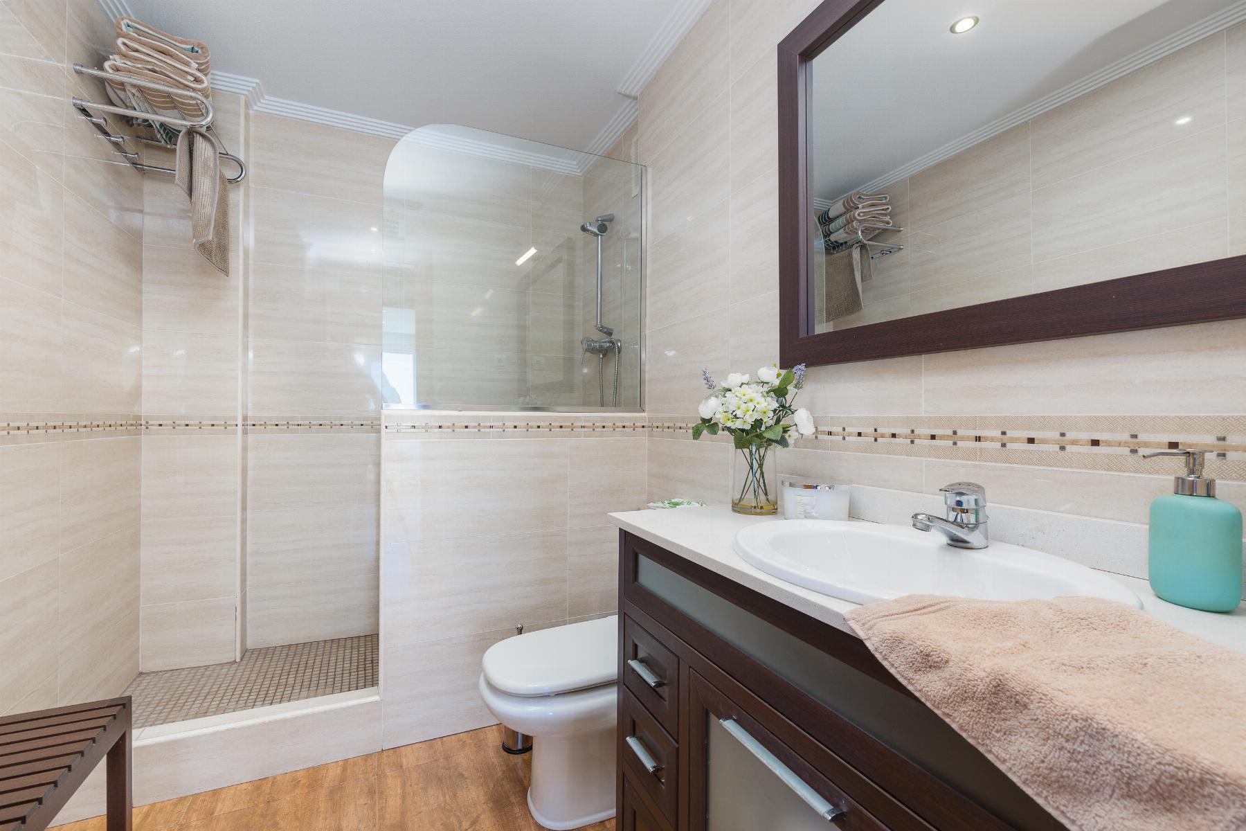 Resale - 3 Bedroom 2 Bathroom Apartamento in Torrevieja - Playa Acequion - Alicante Resale - 3 Bedroom 2 Bathroom Apartamento in Torrevieja - Playa Acequion - Alicante