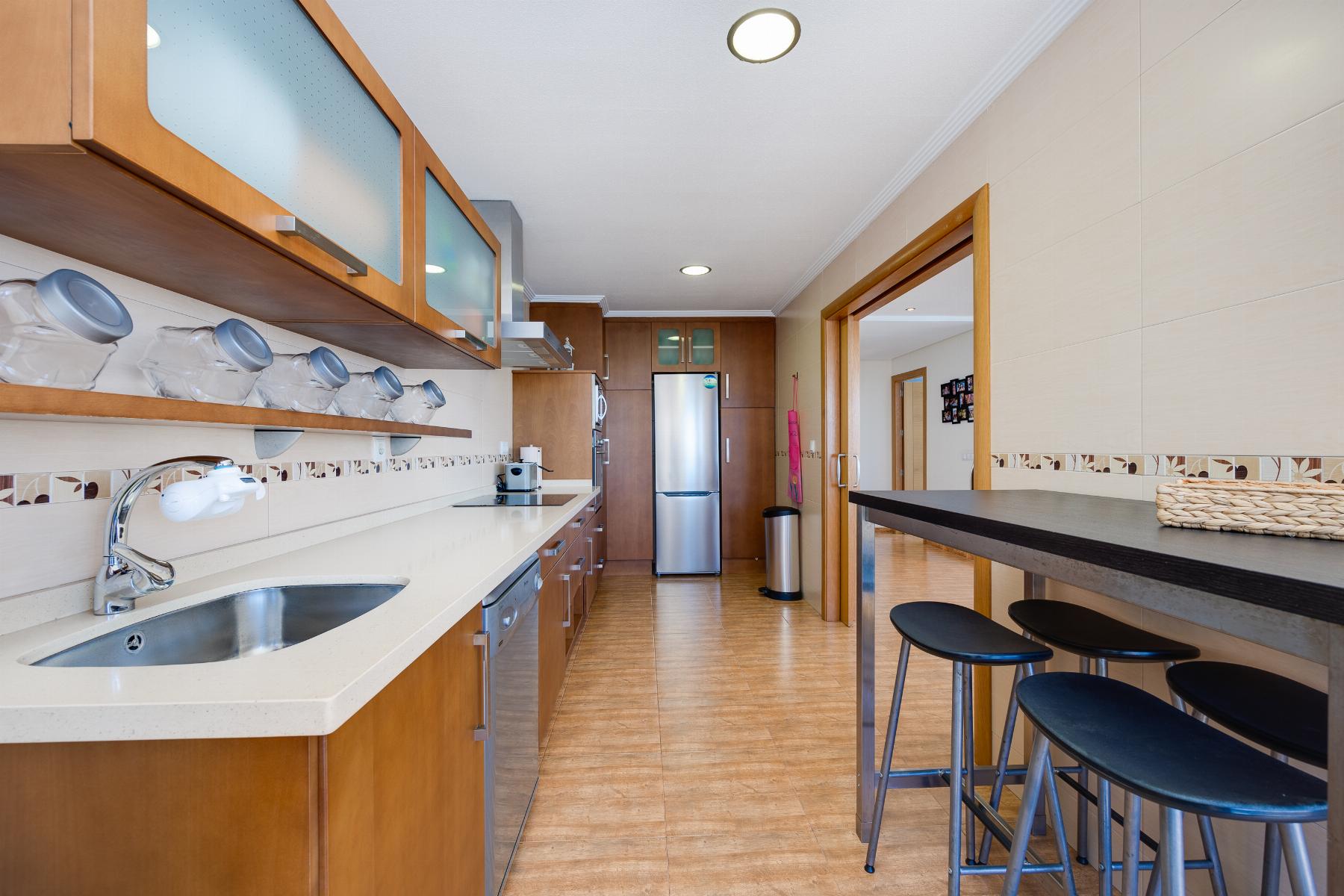 Resale - 3 Bedroom 2 Bathroom Apartamento in Torrevieja - Playa Acequion - Alicante Resale - 3 Bedroom 2 Bathroom Apartamento in Torrevieja - Playa Acequion - Alicante