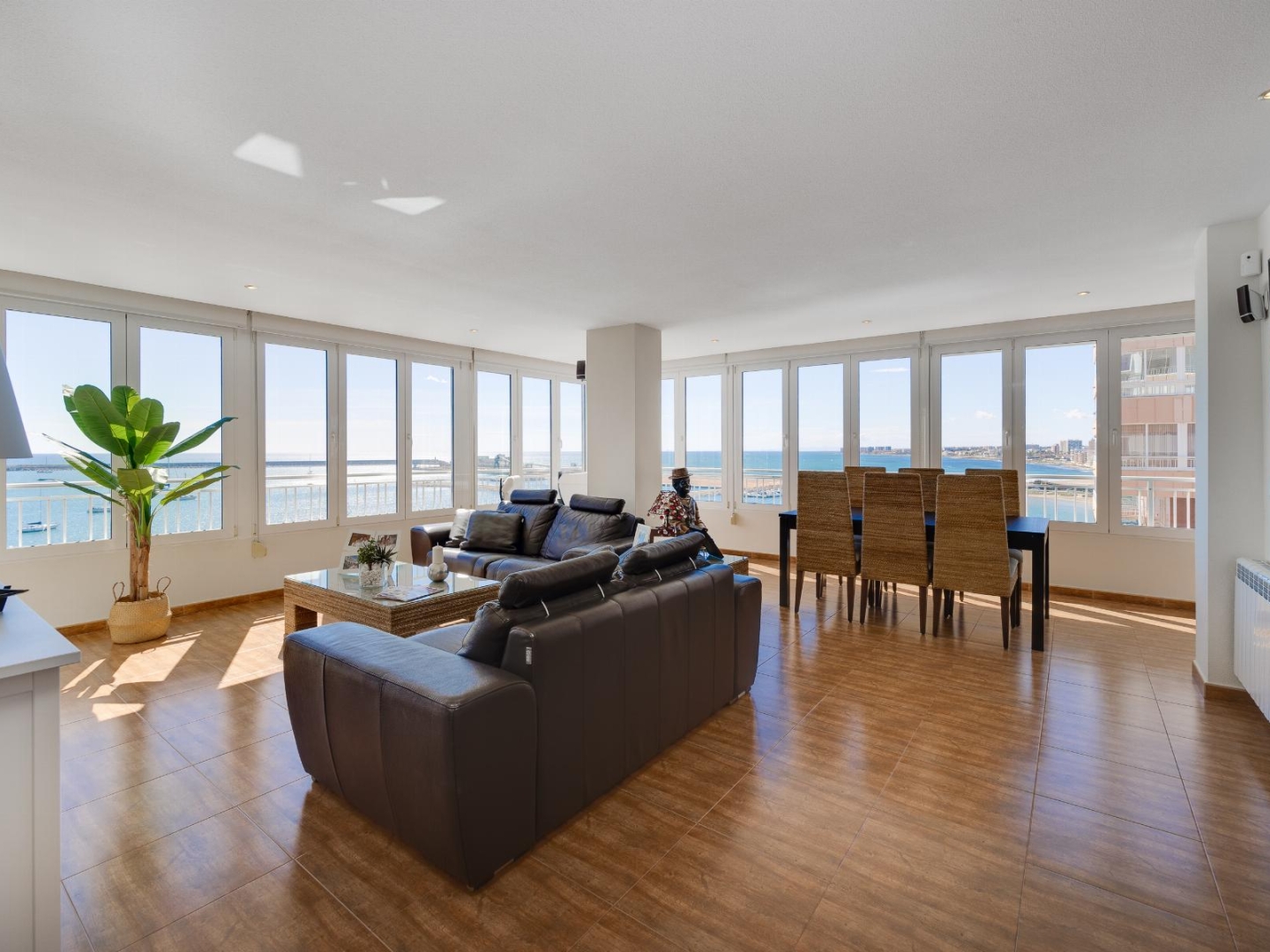 3 Bedroom 2 Bathroom Apartamento in Torrevieja