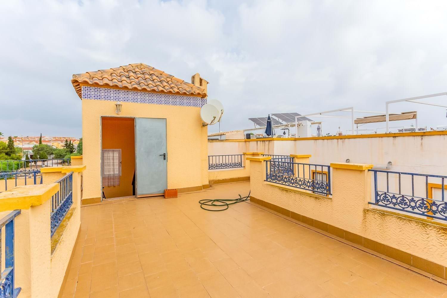 Resale - 3 Bedroom 2 Bathroom Chalet in Orihuela Costa - La Zenia- Orihuela costa - Alicante Resale - 3 Bedroom 2 Bathroom Chalet in Orihuela Costa - La Zenia- Orihuela costa - Alicante