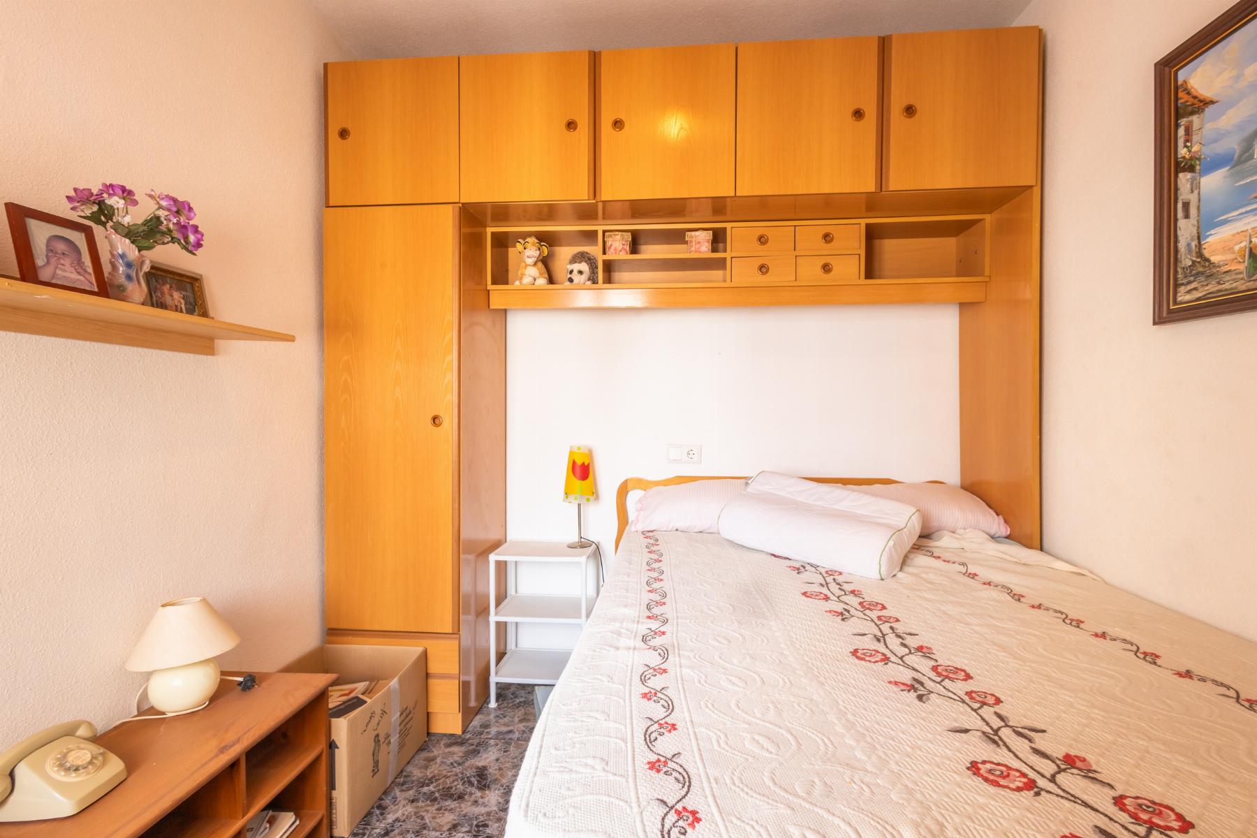 Resale - 4 Bedroom 2 Bathroom Chalet in Torrevieja - torreta III - Alicante Resale - 4 Bedroom 2 Bathroom Chalet in Torrevieja - torreta III - Alicante