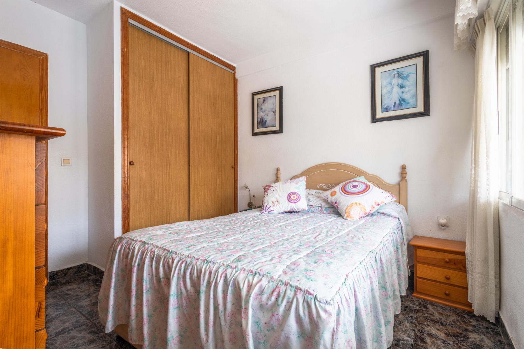 Resale - 4 Bedroom 2 Bathroom Chalet in Torrevieja - torreta III - Alicante Resale - 4 Bedroom 2 Bathroom Chalet in Torrevieja - torreta III - Alicante