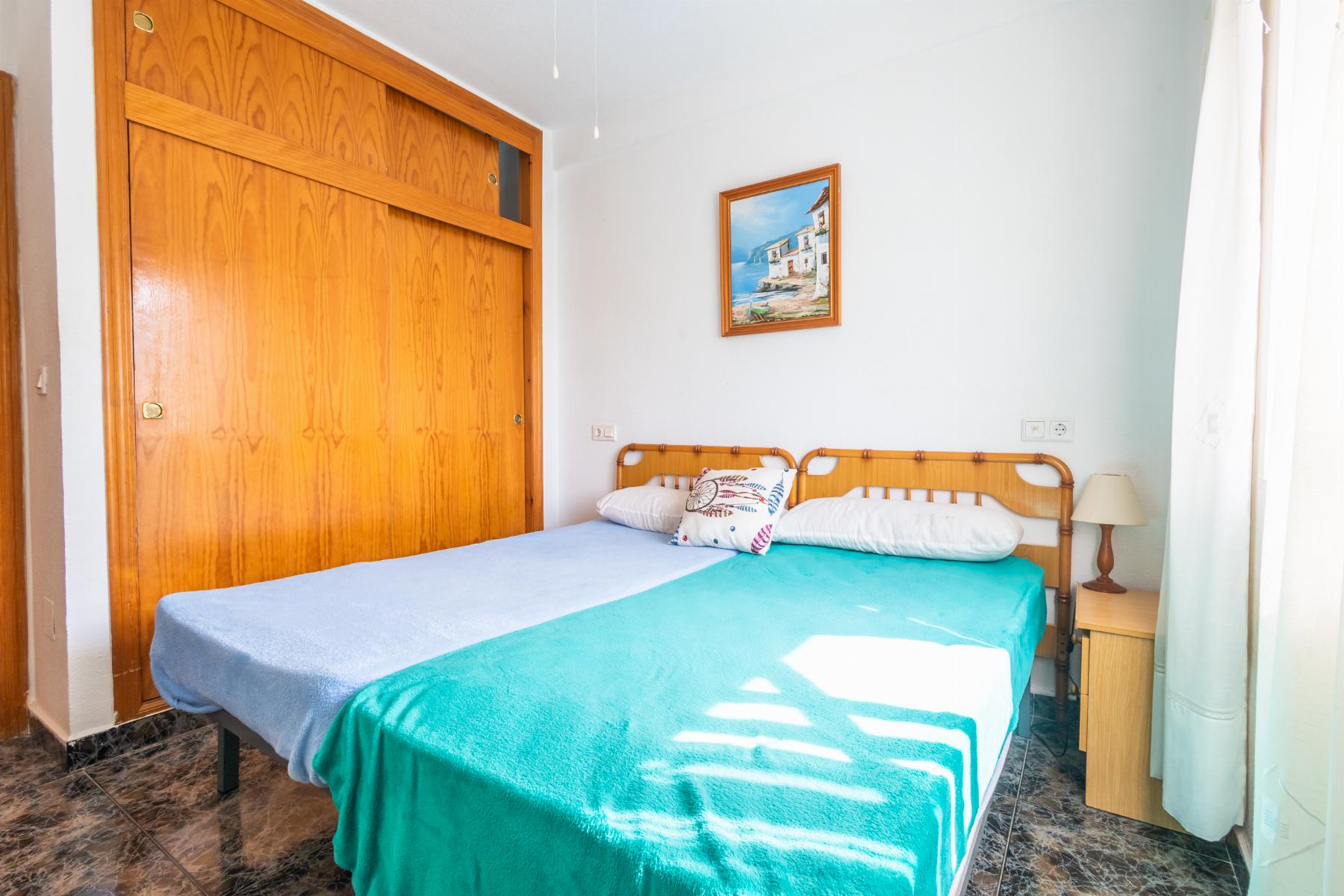 Resale - 4 Bedroom 2 Bathroom Chalet in Torrevieja - torreta III - Alicante Resale - 4 Bedroom 2 Bathroom Chalet in Torrevieja - torreta III - Alicante