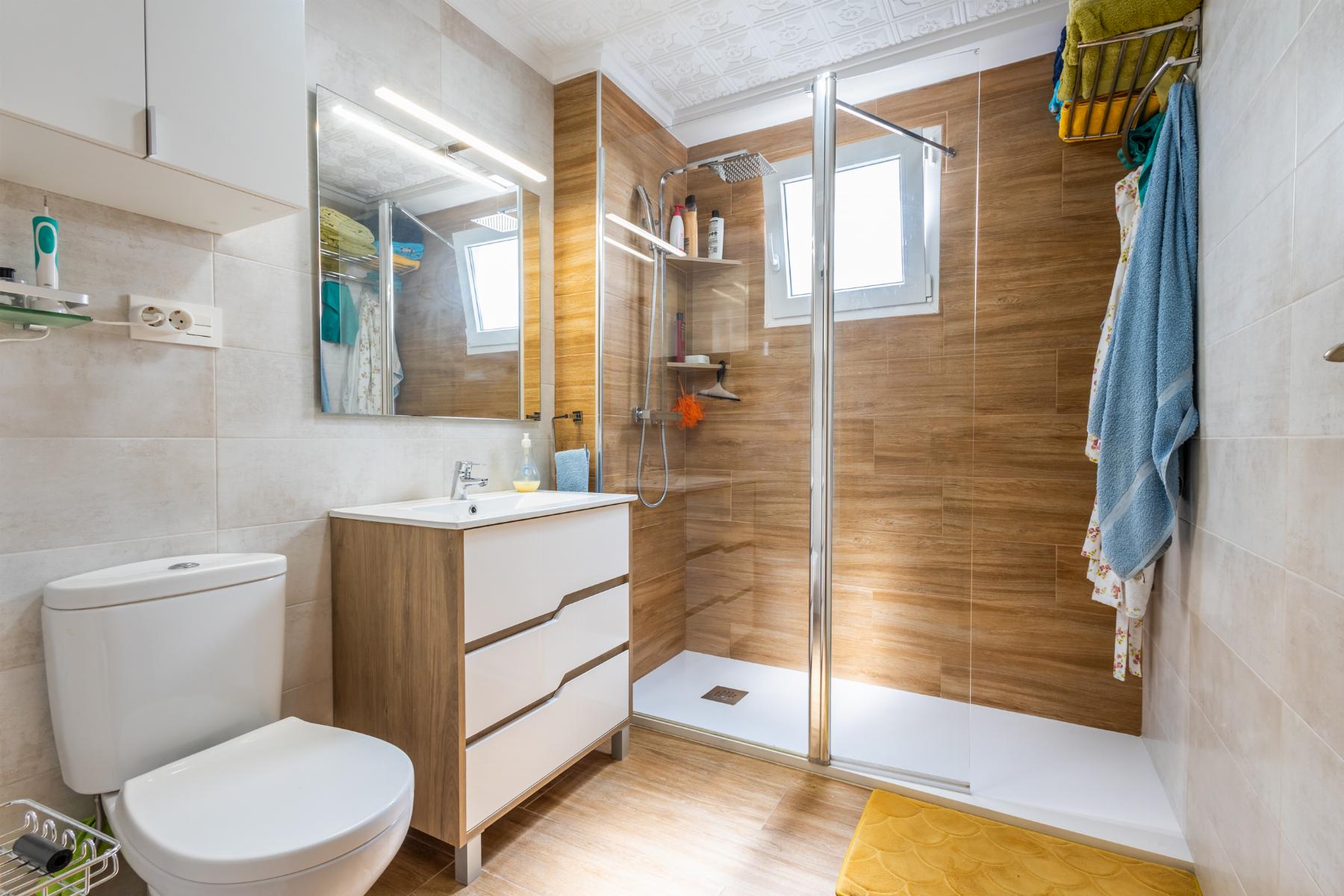 Resale - 3 Bedroom 2 Bathroom Apartamento in Torrevieja - Playa del Acequión - Alicante Resale - 3 Bedroom 2 Bathroom Apartamento in Torrevieja - Playa del Acequión - Alicante