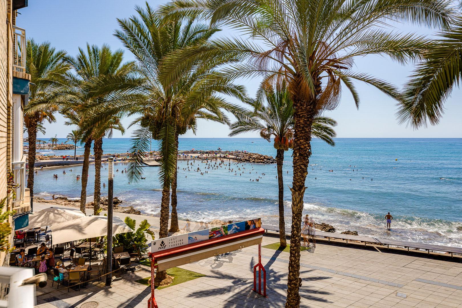 Resale - 4 Bedroom 2 Bathroom Apartamento in Torrevieja - Piscinas naturales - Alicante Resale - 4 Bedroom 2 Bathroom Apartamento in Torrevieja - Piscinas naturales - Alicante