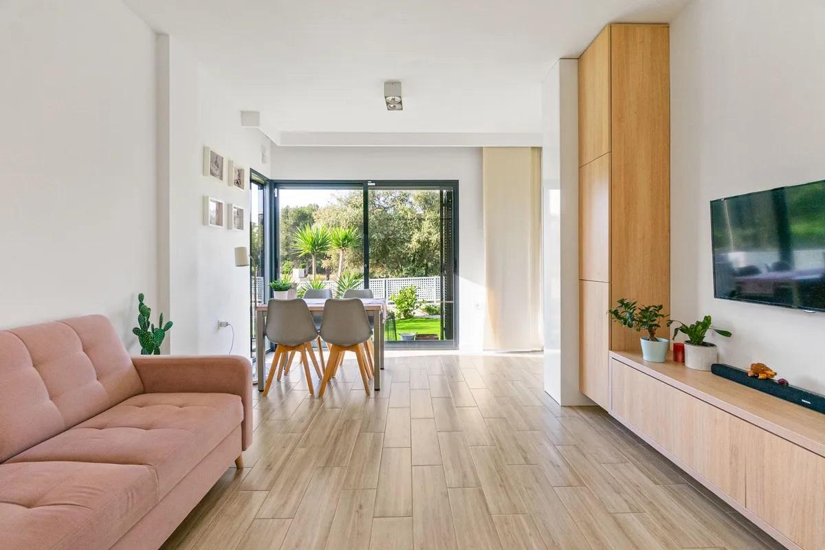 Resale - 3 Bedroom 2 Bathroom Chalet in Orihuela Costa - La Zenia - Alicante Resale - 3 Bedroom 2 Bathroom Chalet in Orihuela Costa - La Zenia - Alicante