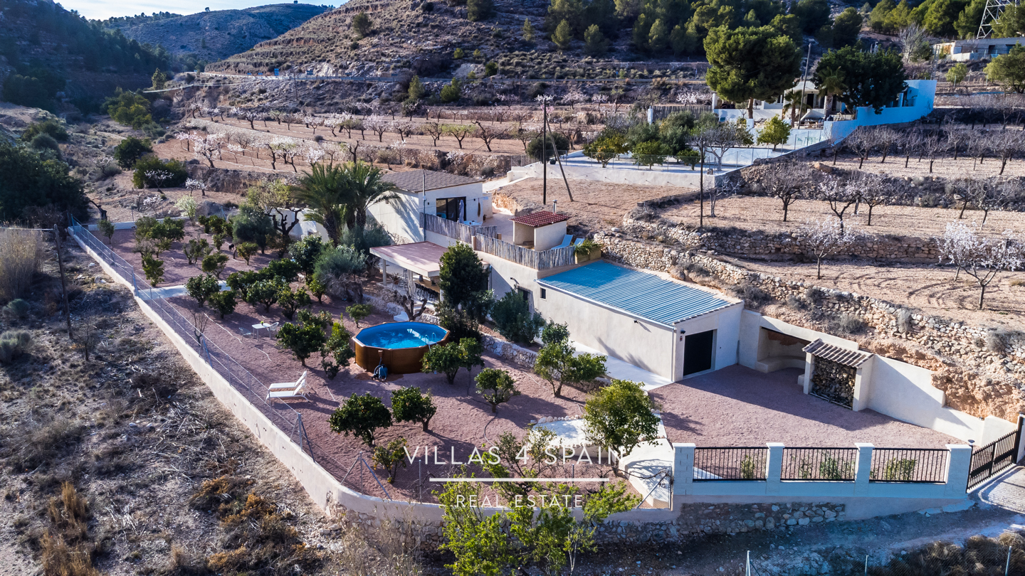 Resale - 8/9 Bed 5 Bath Multi-Home Estate with 2 Pools in La Romana Alicante - Ctra. Algueña - Alicante Resale - 8/9 Bed 5 Bath Multi-Home Estate with 2 Pools in La Romana Alicante - Ctra. Algueña - Alicante