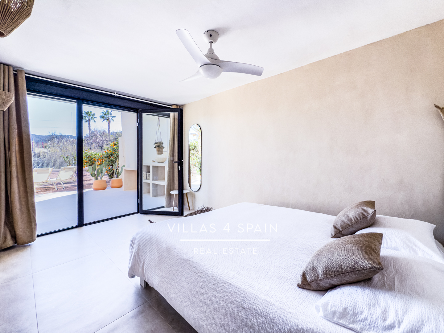 Resale - 8/9 Bed 5 Bath Multi-Home Estate with 2 Pools in La Romana Alicante - Ctra. Algueña - Alicante Resale - 8/9 Bed 5 Bath Multi-Home Estate with 2 Pools in La Romana Alicante - Ctra. Algueña - Alicante