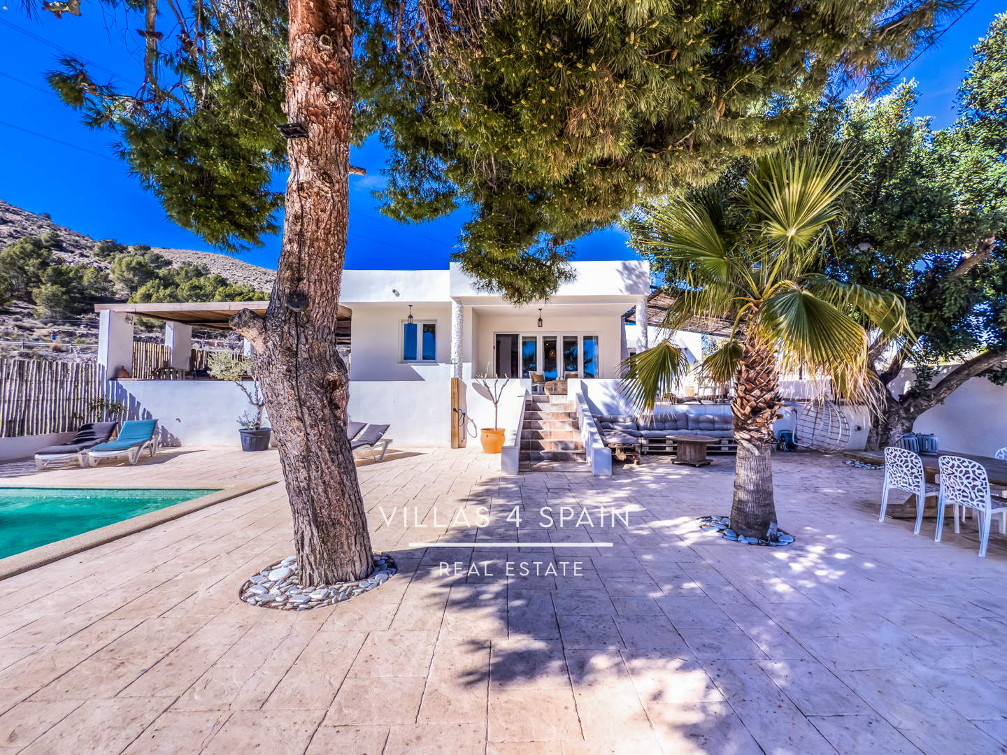 Resale - 8/9 Bed 5 Bath Multi-Home Estate with 2 Pools in La Romana Alicante - Ctra. Algueña - Alicante Resale - 8/9 Bed 5 Bath Multi-Home Estate with 2 Pools in La Romana Alicante - Ctra. Algueña - Alicante