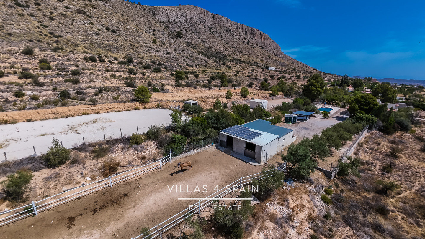 Resale - 3 Bed 2 Bath Villa with Equestrian facilities in Hondon de las Nieves Alicante - solana 6 - Alicante Resale - 3 Bed 2 Bath Villa with Equestrian facilities in Hondon de las Nieves Alicante - solana 6 - Alicante