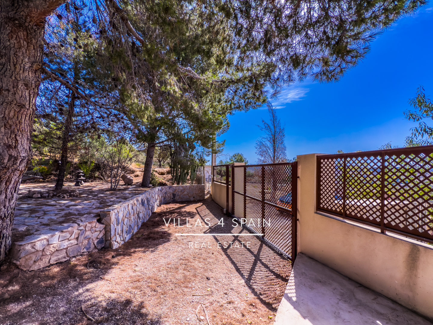 Resale - 3 Bed 2 Bath Villa with Equestrian facilities in Hondon de las Nieves Alicante - solana 6 - Alicante Resale - 3 Bed 2 Bath Villa with Equestrian facilities in Hondon de las Nieves Alicante - solana 6 - Alicante