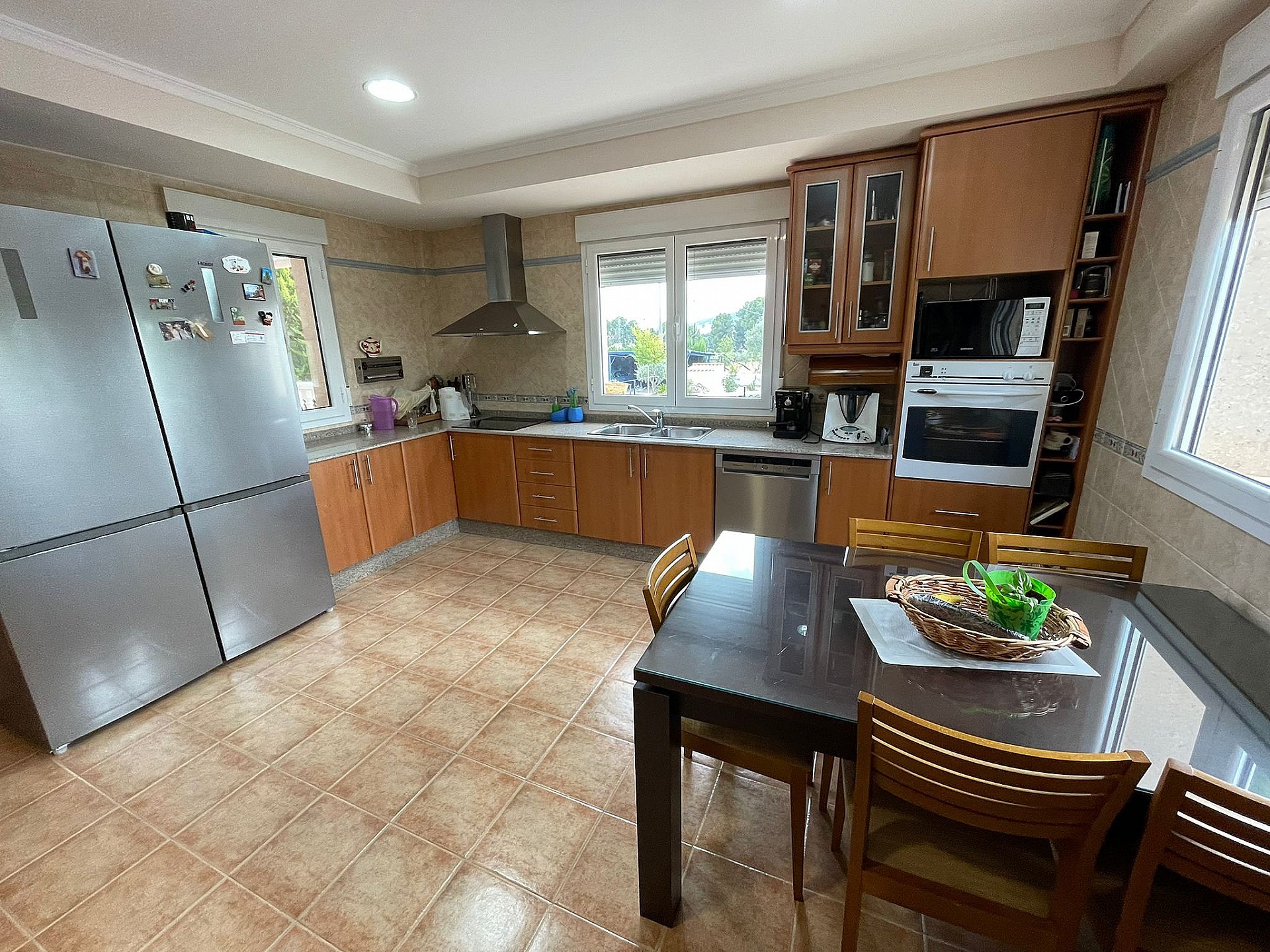 Resale - 4 Bedroom 2 Bathroom Villa in Yecla - - Murcia Resale - 4 Bedroom 2 Bathroom Villa in Yecla - - Murcia