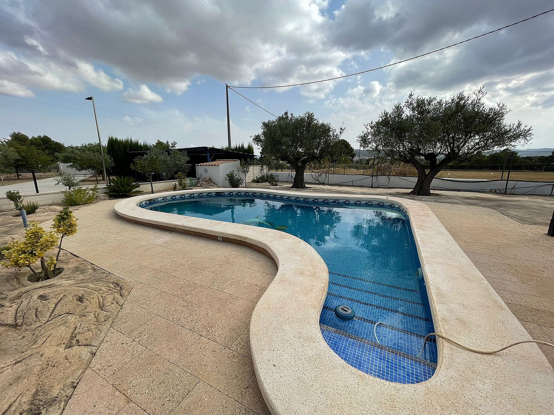 Resale - 4 Bedroom 2 Bathroom Villa in Yecla - - Murcia Resale - 4 Bedroom 2 Bathroom Villa in Yecla - - Murcia