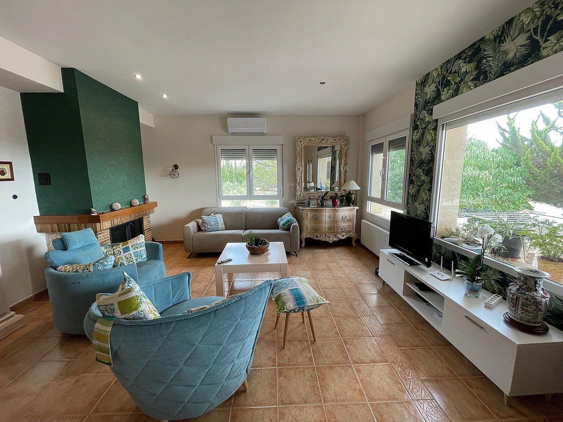 Resale - 4 Bedroom 2 Bathroom Villa in Yecla - - Murcia Resale - 4 Bedroom 2 Bathroom Villa in Yecla - - Murcia