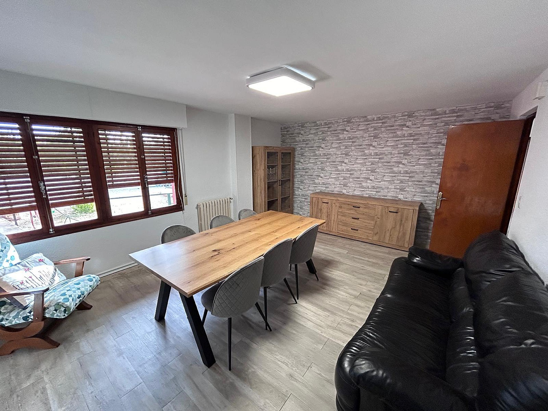 Resale - 6 Bedroom 2 Bathroom Villa in Monovar - - Alicante Resale - 6 Bedroom 2 Bathroom Villa in Monovar - - Alicante