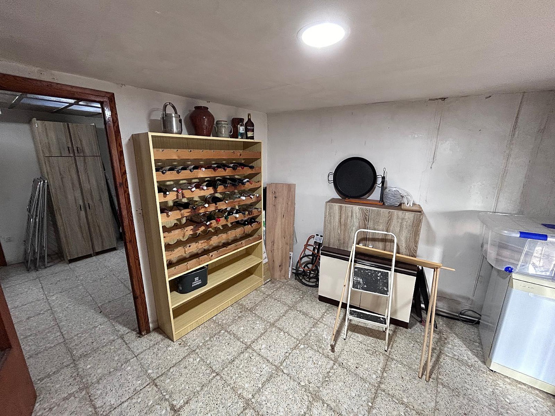 Resale - 6 Bedroom 2 Bathroom Villa in Monovar - - Alicante Resale - 6 Bedroom 2 Bathroom Villa in Monovar - - Alicante