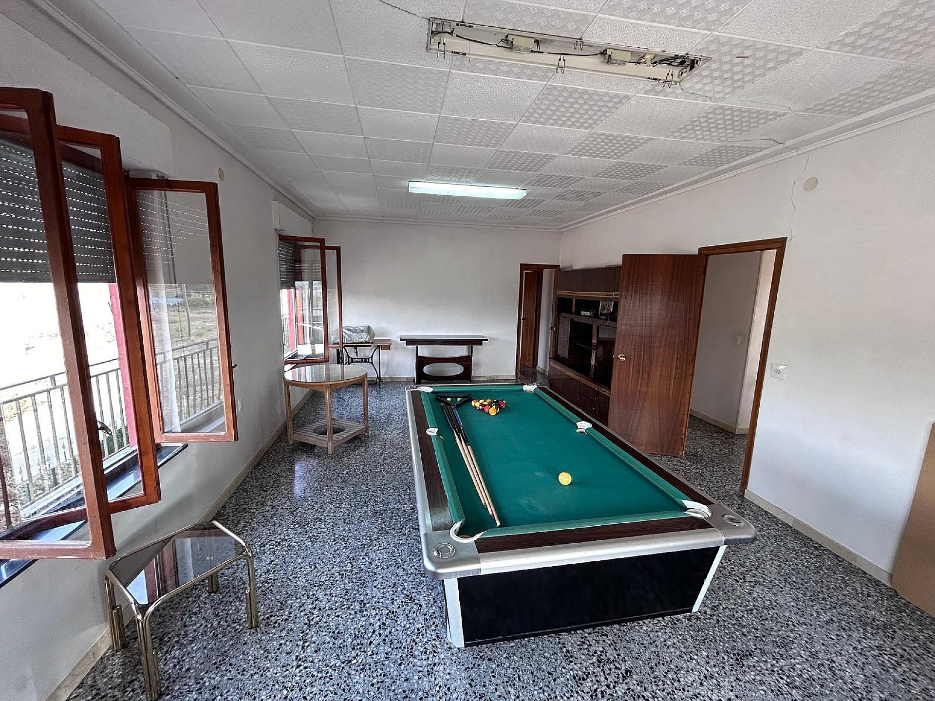 Resale - 6 Bedroom 2 Bathroom Villa in Monovar - - Alicante Resale - 6 Bedroom 2 Bathroom Villa in Monovar - - Alicante