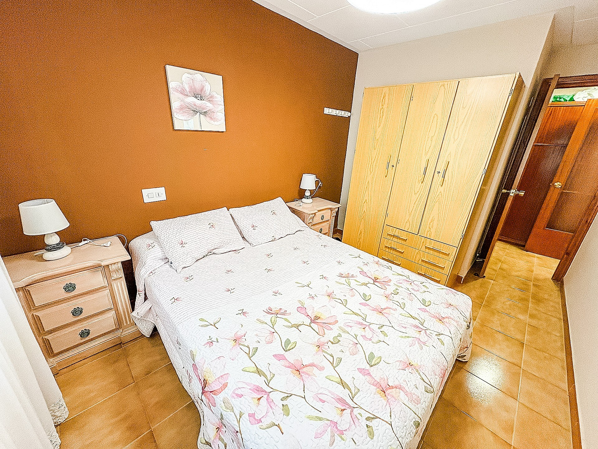 Resale - 4 Bedroom 2 Bathroom Villa in Petrer - - Alicante Resale - 4 Bedroom 2 Bathroom Villa in Petrer - - Alicante