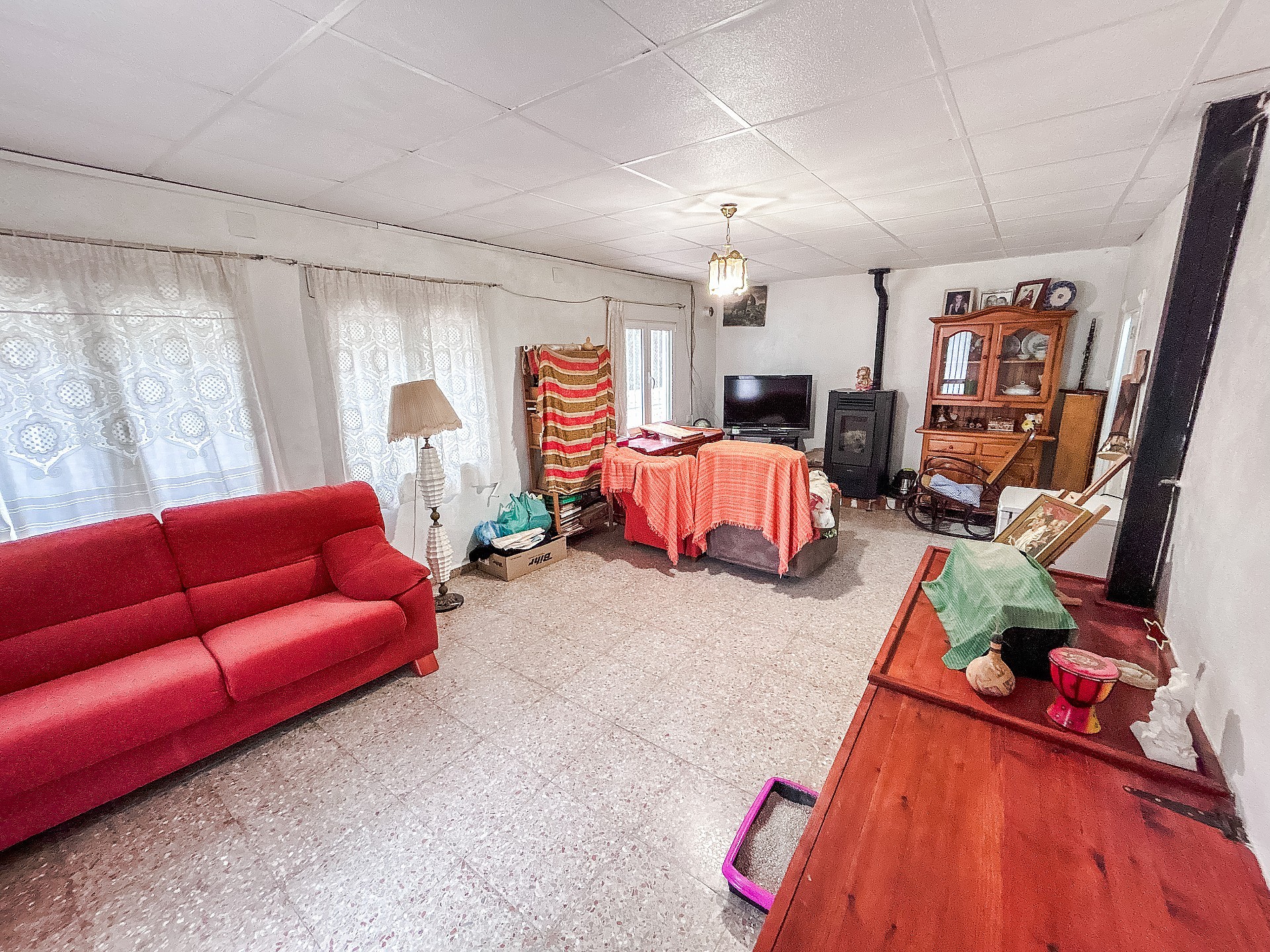 Resale - 4 Bedroom 2 Bathroom Country house in Sax - - Alicante Resale - 4 Bedroom 2 Bathroom Country house in Sax - - Alicante