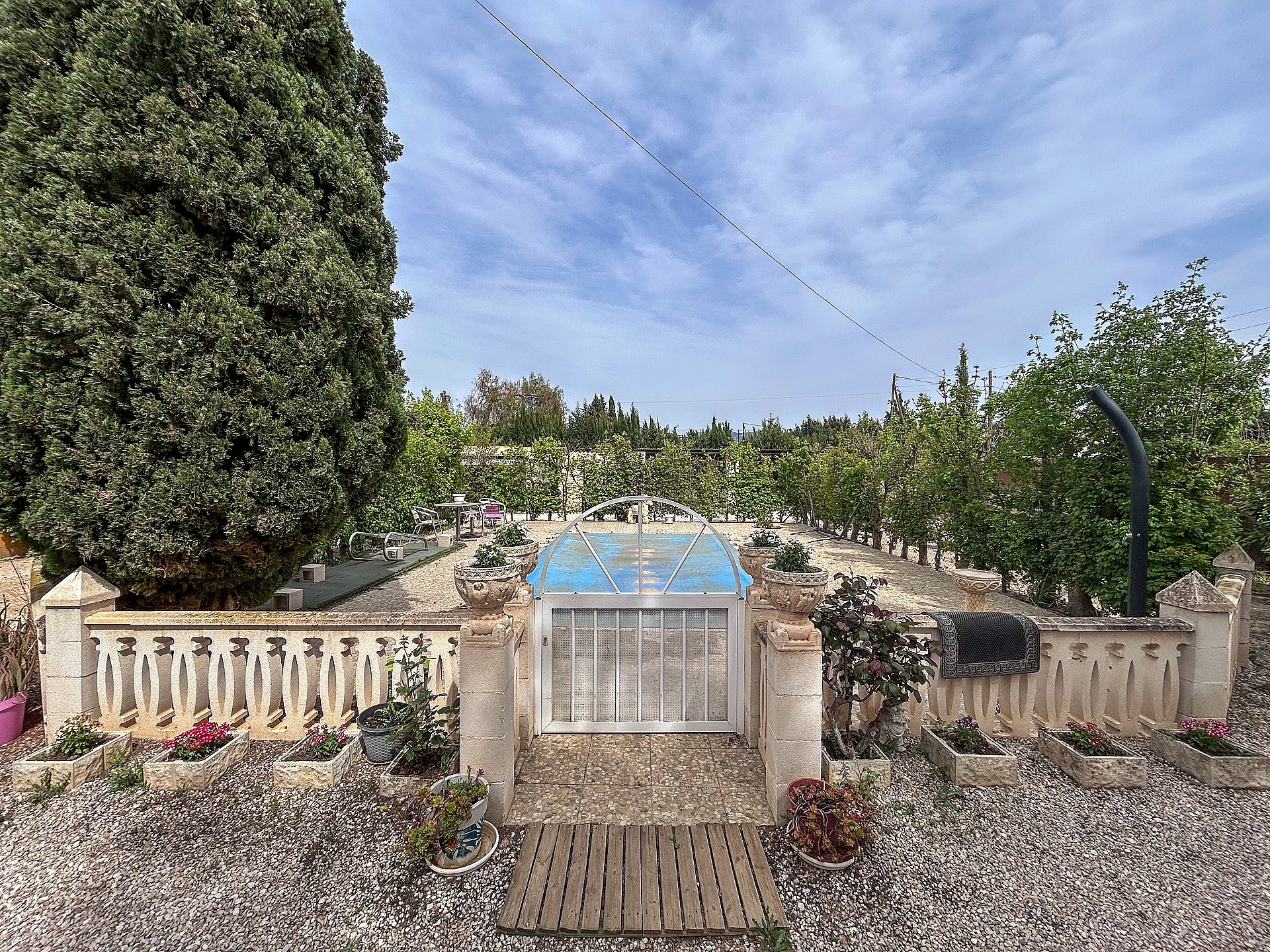 Resale - 4 Bedroom 2 Bathroom Country house in Sax - - Alicante Resale - 4 Bedroom 2 Bathroom Country house in Sax - - Alicante