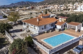 V4S3047, 3 Bed Villa with Private Pool and Large Plot