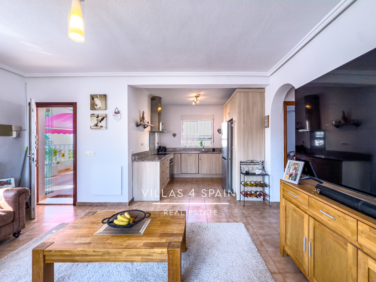 Resale - 4 Bed 4 Bath Villa with Private Pool and Garage Parking in Ciudad Quesada - CALLE PICASSO - Alicante Resale - 4 Bed 4 Bath Villa with Private Pool and Garage Parking in Ciudad Quesada - CALLE PICASSO - Alicante