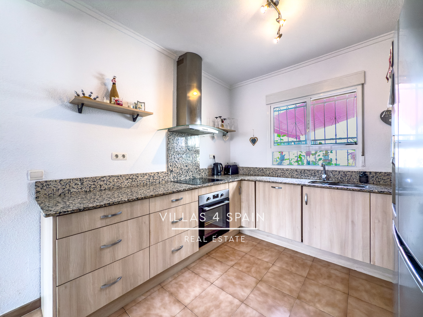 Resale - 4 Bed 4 Bath Villa with Private Pool and Garage Parking in Ciudad Quesada - CALLE PICASSO - Alicante Resale - 4 Bed 4 Bath Villa with Private Pool and Garage Parking in Ciudad Quesada - CALLE PICASSO - Alicante