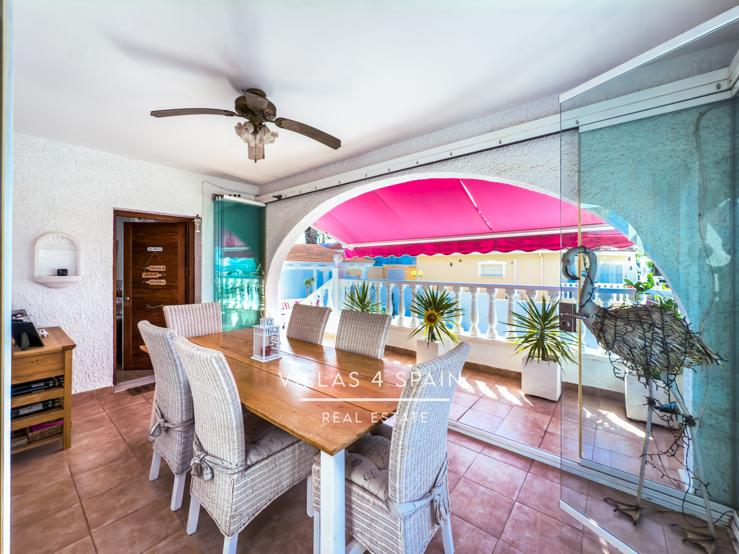 Resale - 4 Bed 4 Bath Villa with Private Pool and Garage Parking in Ciudad Quesada - CALLE PICASSO - Alicante Resale - 4 Bed 4 Bath Villa with Private Pool and Garage Parking in Ciudad Quesada - CALLE PICASSO - Alicante