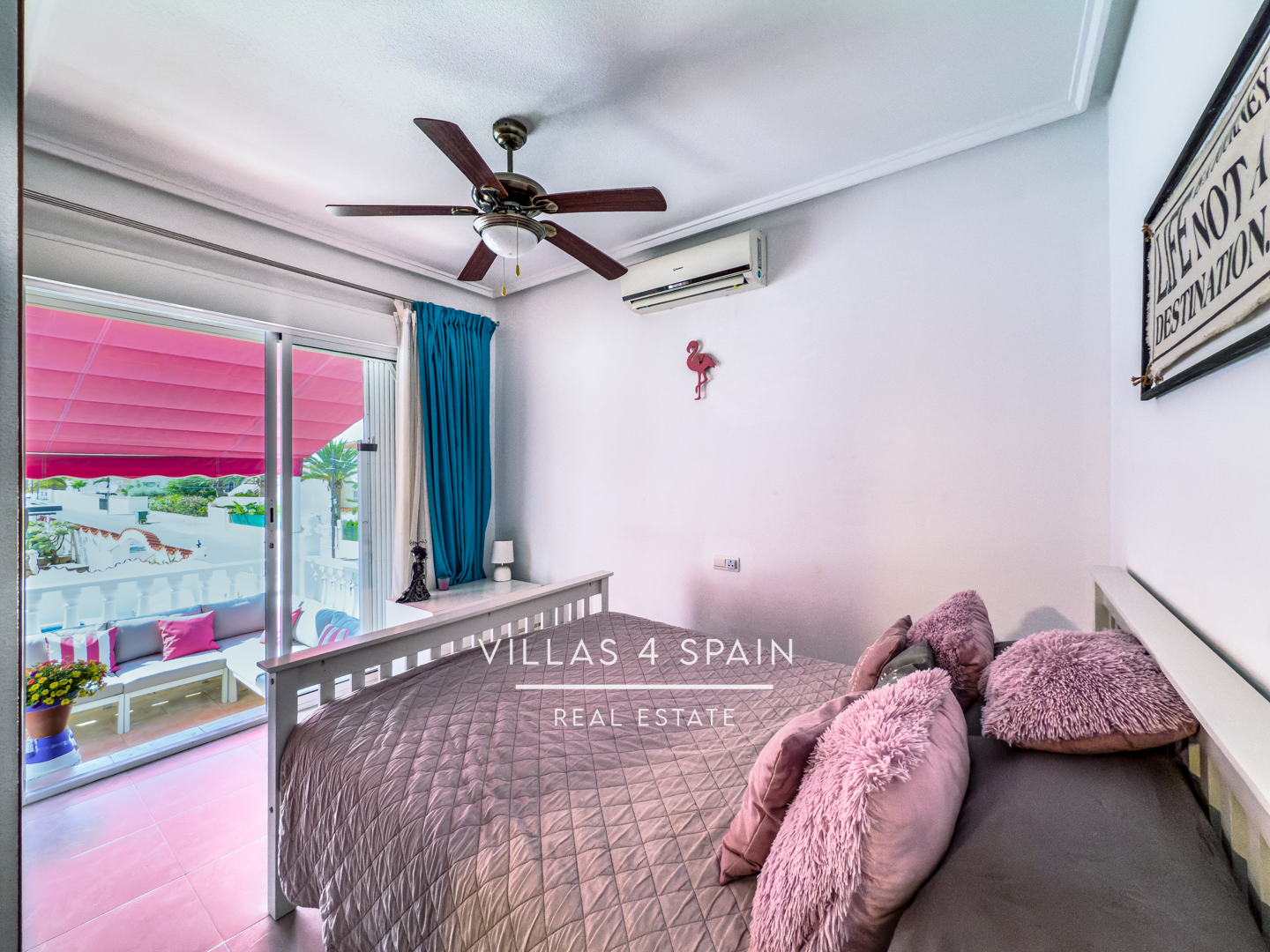 Resale - 4 Bed 4 Bath Villa with Private Pool and Garage Parking in Ciudad Quesada - CALLE PICASSO - Alicante Resale - 4 Bed 4 Bath Villa with Private Pool and Garage Parking in Ciudad Quesada - CALLE PICASSO - Alicante