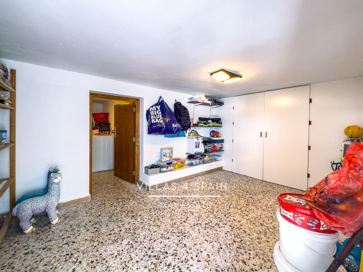 Resale - 4 Bed 4 Bath Villa with Private Pool and Garage Parking in Ciudad Quesada - CALLE PICASSO - Alicante Resale - 4 Bed 4 Bath Villa with Private Pool and Garage Parking in Ciudad Quesada - CALLE PICASSO - Alicante