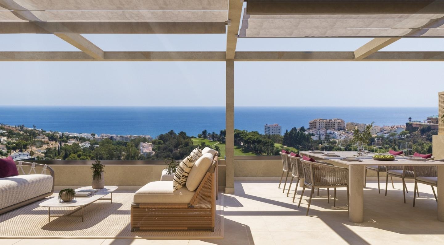 3 Bedroom 3 Bathroom Apartment in Benalmádena