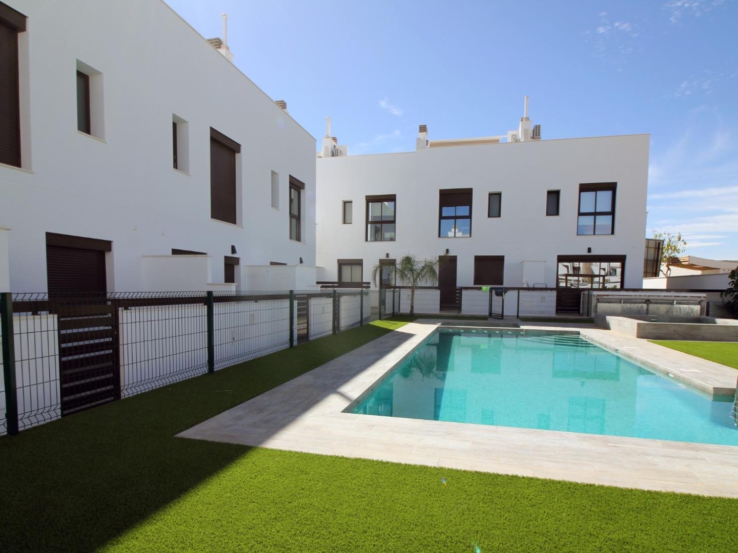 4 Bedroom 2 Bathroom Semidetached in Pilar de La Horadada