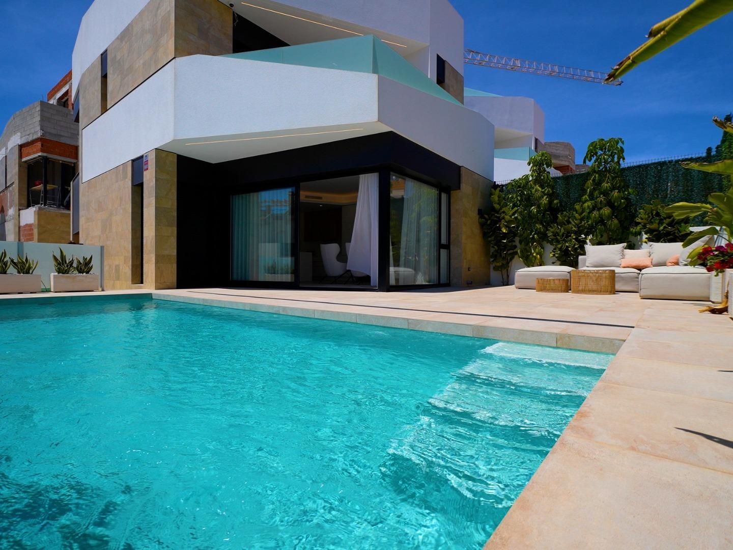 3 Bedroom 3 Bathroom villa in Orihuela Costa