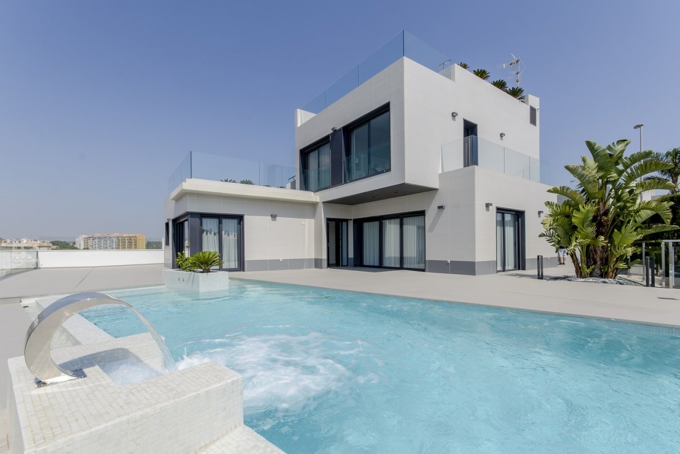 3 Bedroom 2 Bathroom villa in Orihuela Costa