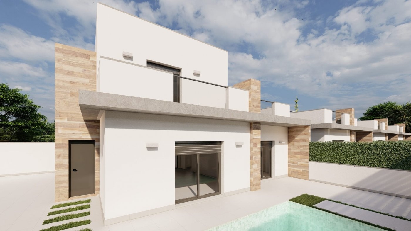 3 Bedroom 3 Bathroom Semidetached in Torre Pacheco