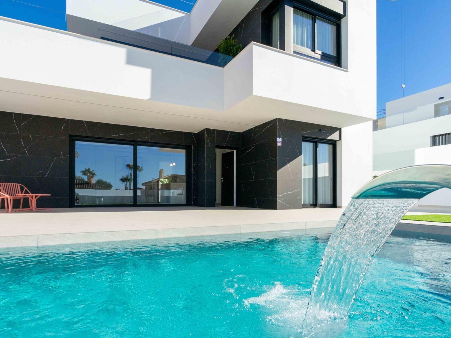 3 Bedroom 3 Bathroom villa in Rojales