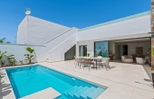 6-1221-115-10-115/3339, 3 Bedroom 2 Bathroom town house in Los Alcazares