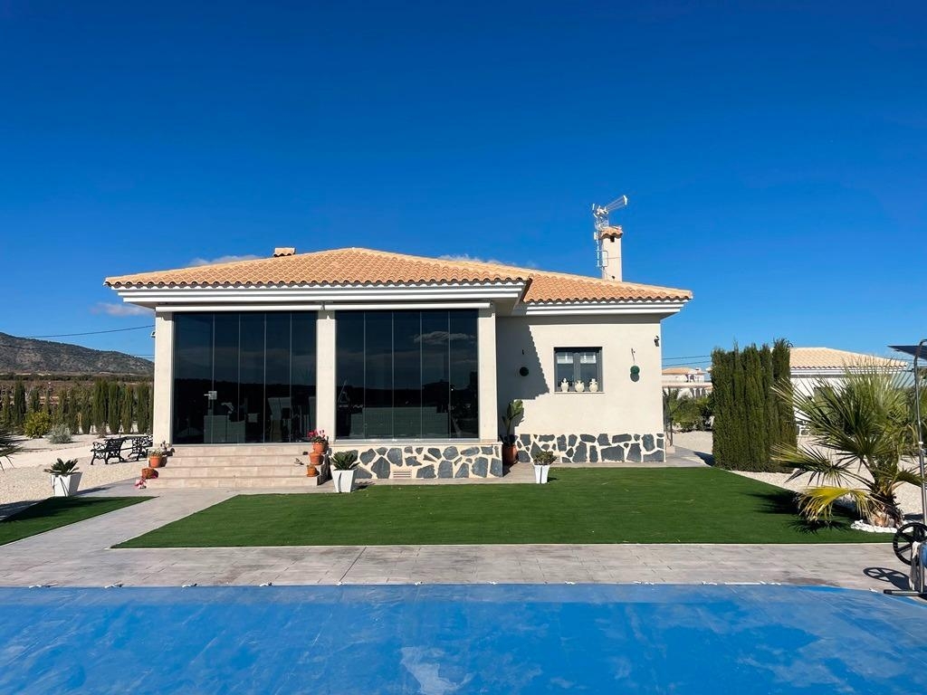 3 Bedroom 2 Bathroom villa in Pinoso