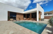 6-1933-115-10-115/3600, 3 Bedroom 2 Bathroom villa in Pinoso