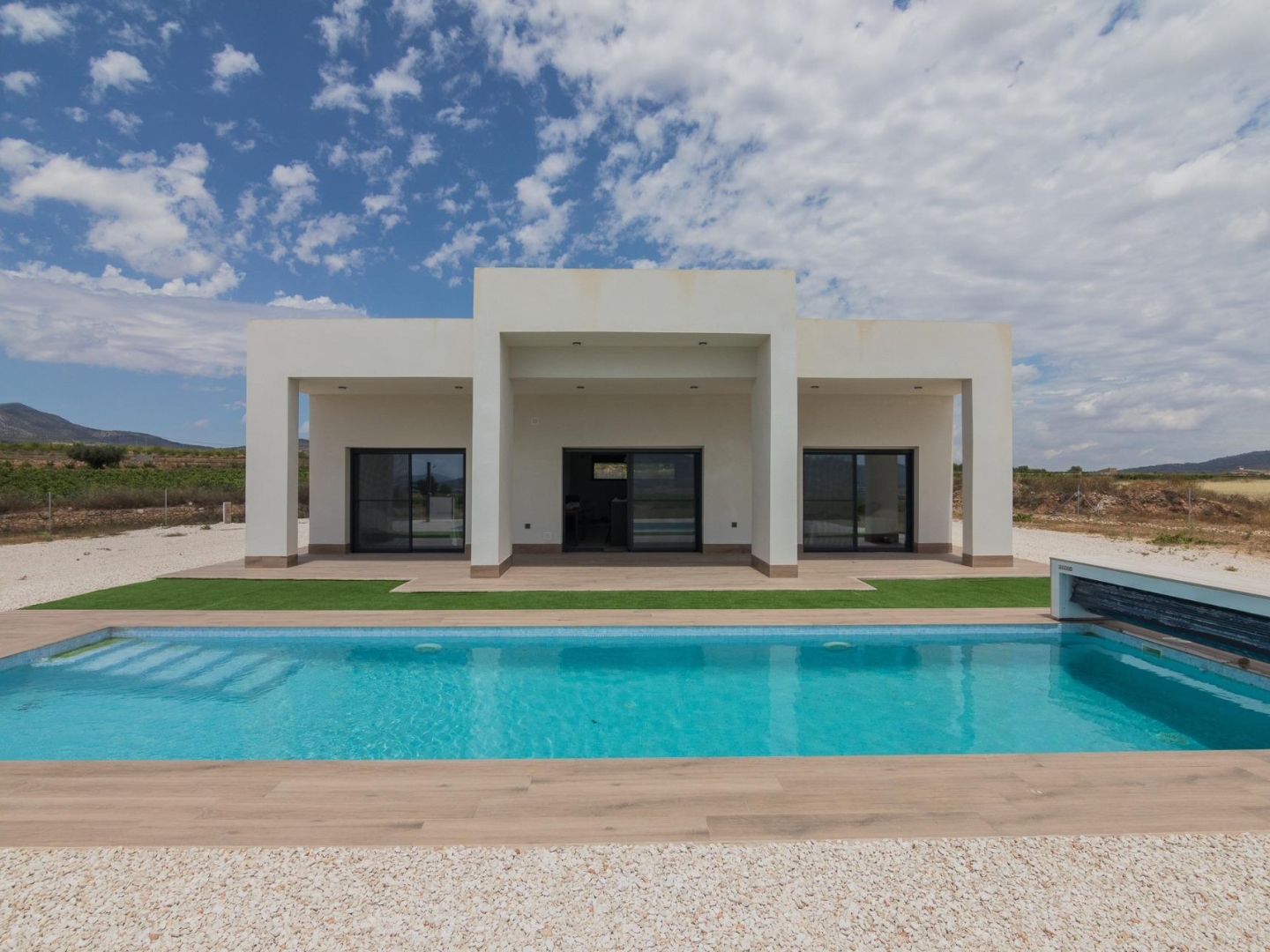 3 Bedroom 2 Bathroom villa in Pinoso