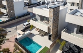 6-2422-115-10-115/3956, 3 Bedroom 3 Bathroom villa in Los Alcazares